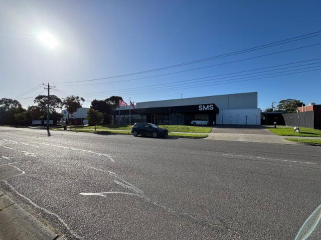 Warehouse for rent in Braeside, Melbourne