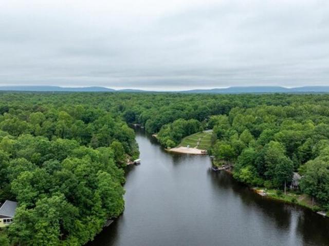 House for sale in Palmyra