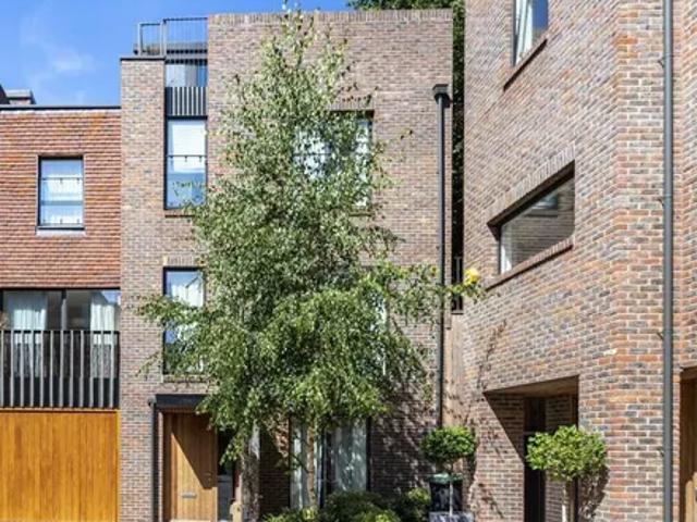 House for rent in Muswell Hill, Greater London