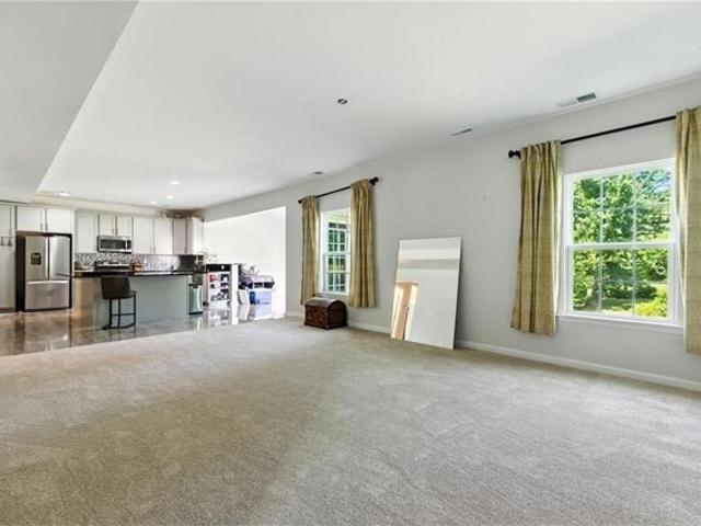 House for sale in Hampton House for sale in Hampton