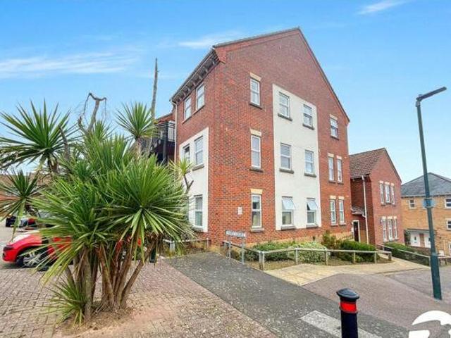 House for sale in Brompton, Chatham