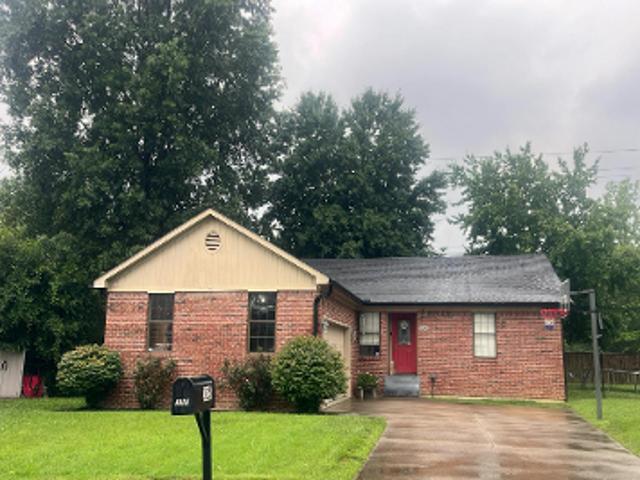 House for sale in New Albany, Indiana