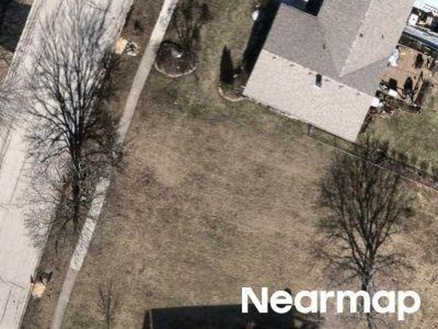 House for sale in Mchenry, Illinois