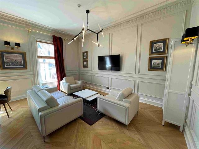 Apartment to rent in Bluebell, North Tipperary