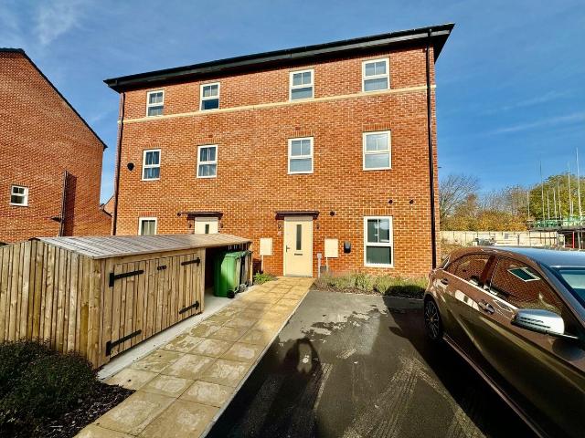 House for rent in Austhorpe, West Yorkshire