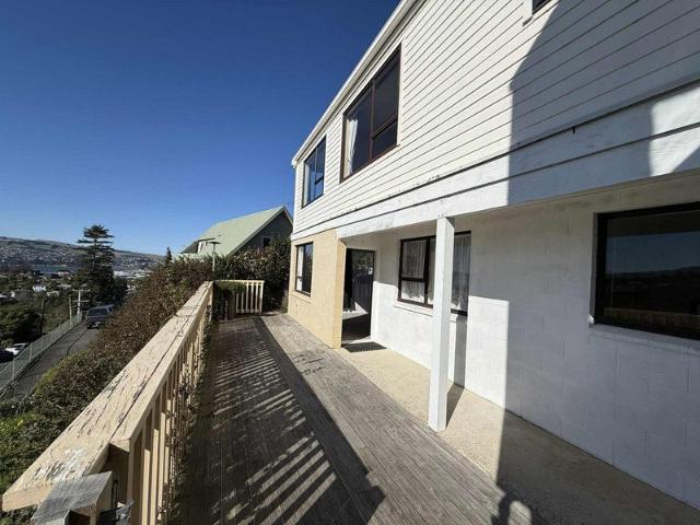 House for rent in Otakou