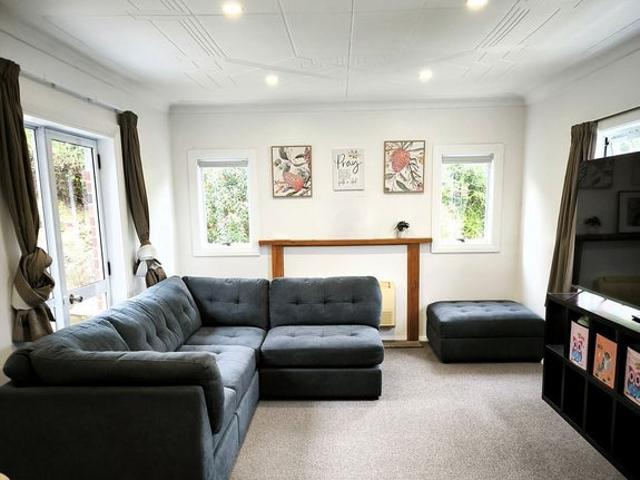 House for rent in Otakou