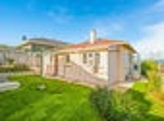 House for rent in Otakou