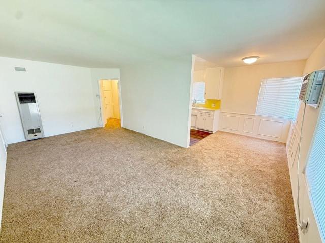 Apartment for rent in Glendale, California