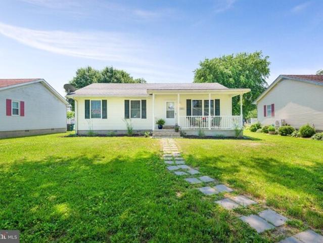 House for sale in Ridgely