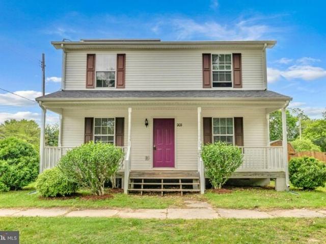 House for sale in Ridgely