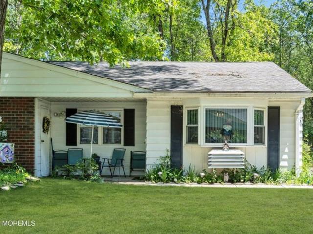 Property for sale in Whiting, New Jersey