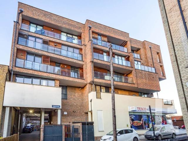 Studio for rent in Maryland, Greater London