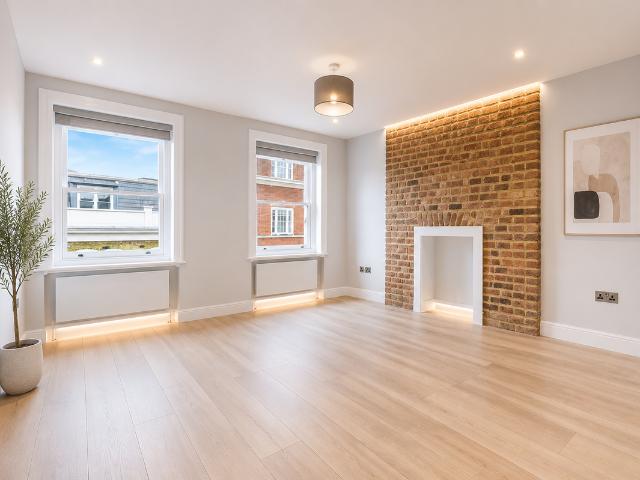 Apartment for rent in Marylebone, Greater London