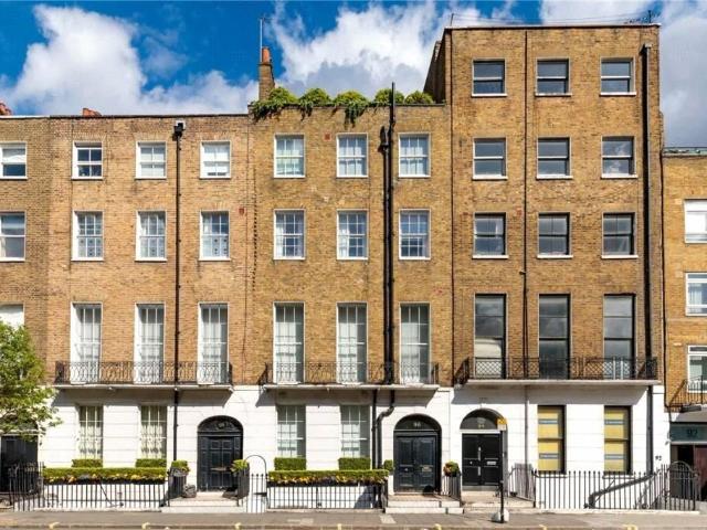 Apartment for rent in Marylebone, Greater London