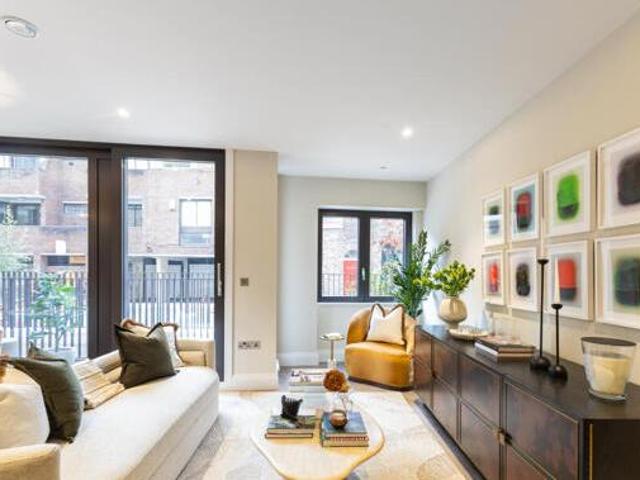 House for sale in City of London, Greater London