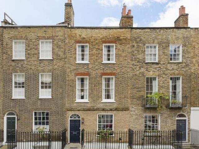 House for sale in Lyons, Greater London