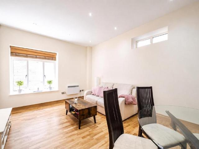 Apartment for rent in Marylebone, Greater London