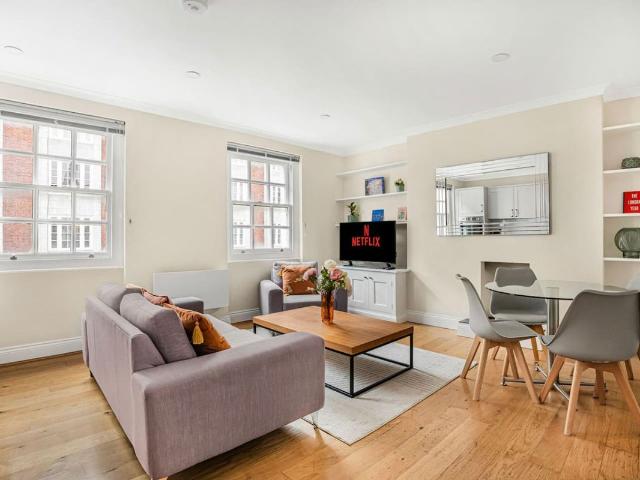 Apartment for rent in Marylebone, Greater London