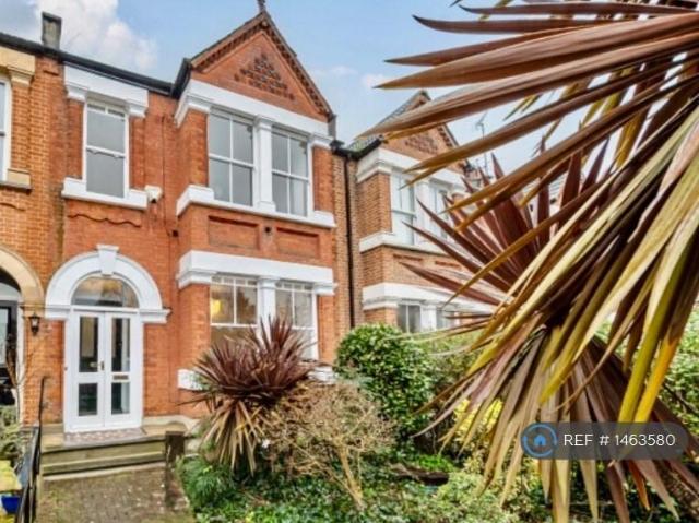 House for rent in Charlton Riverside, Greater London