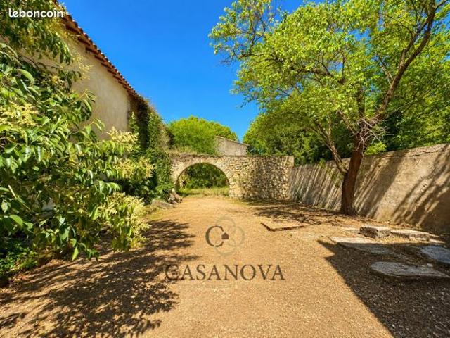 Maison vente à Nîmes, Parignargues