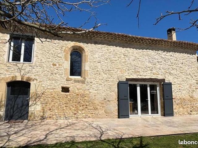 Maison vente à Carpentras, Caderousse