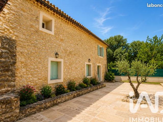 Maison vente à Carpentras, Bédoin