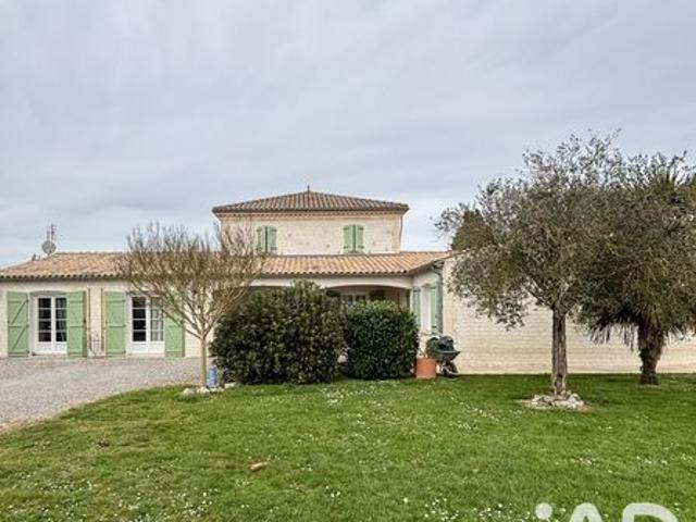 Maison vente à Mosnac, Charente-Maritime