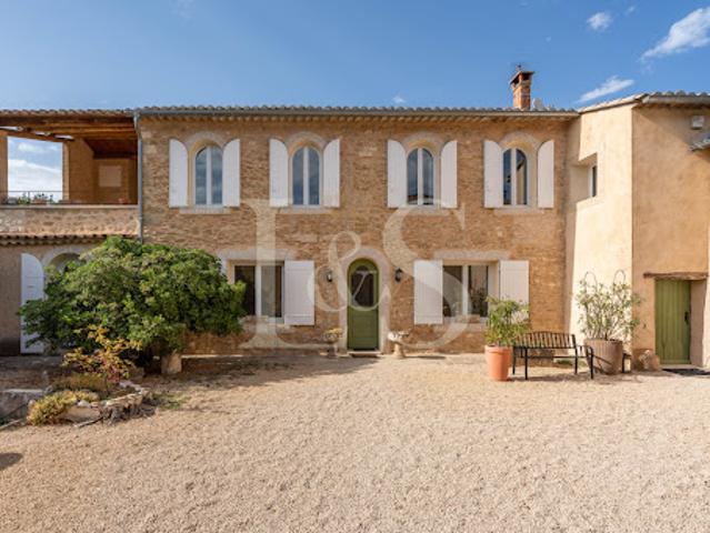 Ferme vente à Maubec, Vaucluse