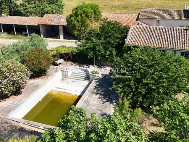 Maison vente à Carpentras, Pernes-les-fontaines