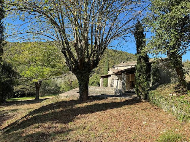 Ferme vente à Privas, Viviers
