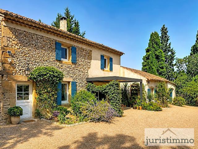 Ferme vente à Carpentras, Travaillan