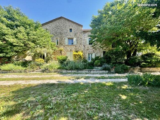 Maison vente à Carpentras, Travaillan