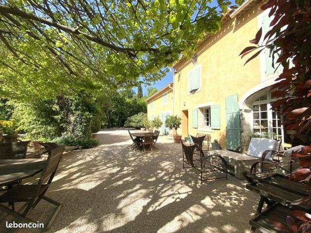 Maison vente à Avignon, Entraigues-sur-la-sorgue