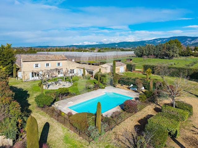 Ferme vente à Apt, Lagnes