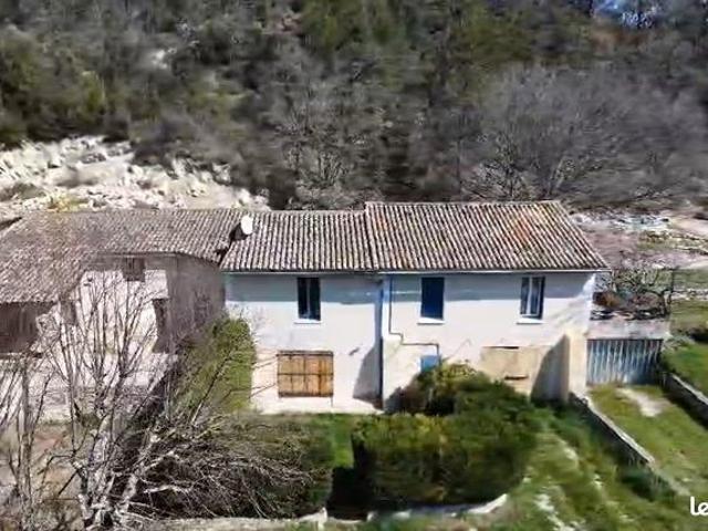 Maison vente à Carpentras, Entrechaux