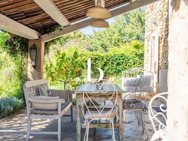Ferme vente à Nîmes, Uzès