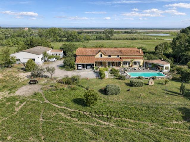 Ferme vente à Nîmes, Aigues-mortes