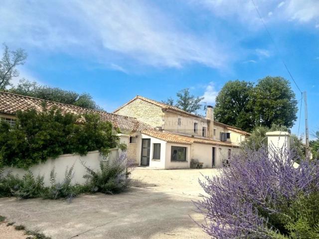 Maison vente à Arles