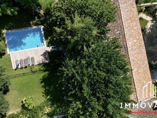 Ferme vente à Nîmes, Aimargues