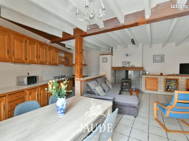 Maison vente à Clermont-Ferrand, Ceyrat