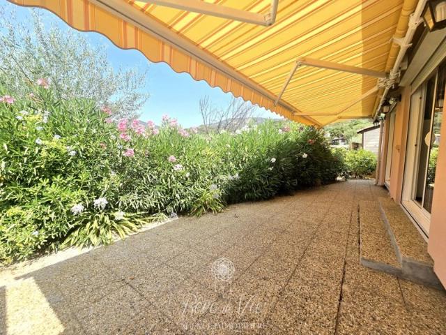 Maison vente à Arrondissement de Toulon, Le Lavandou