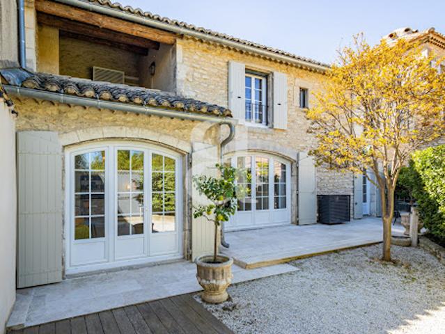 Ferme vente à Saint-Rémy-de-Provence, Bouches-du-Rhône