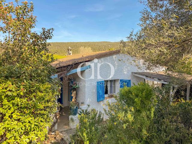 Ferme vente à Marseille, Ceyreste