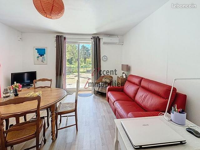 Maison vente à Arles, Cabannes