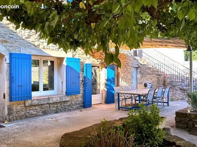 Maison vente à Nîmes, Tresques