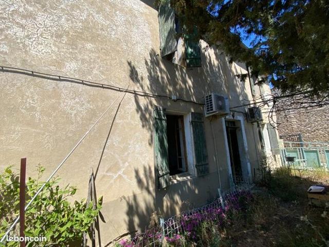 Maison vente à Nîmes, Tavel