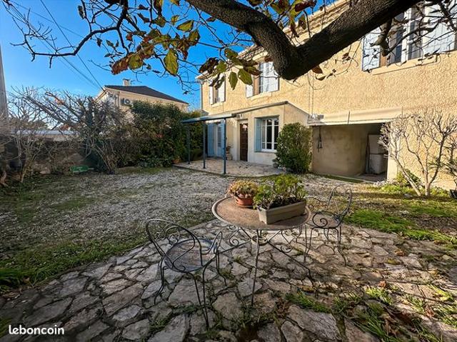 Maison vente à Arles, La Salle Les Alpes