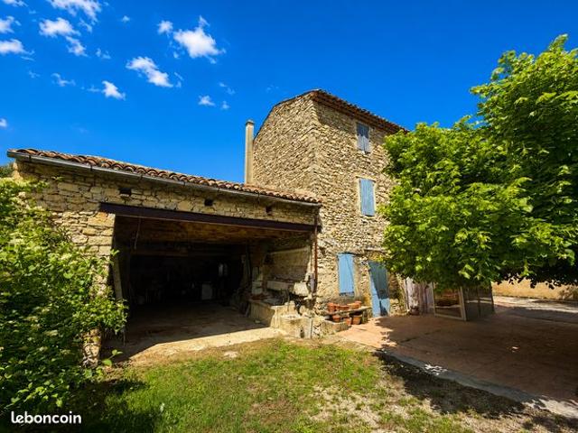 Maison vente à Carpentras, Crestet