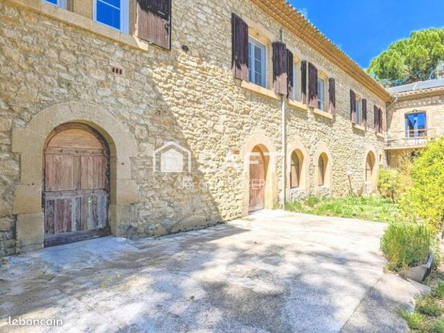Maison vente à Nîmes, Vénéjan